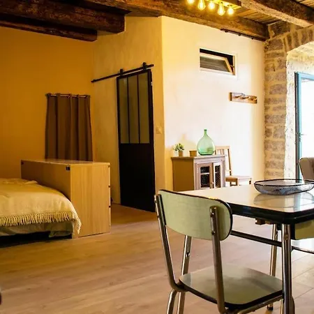 Chez Guetou Gite De Charme En Lozere La Tieule Extérieur photo